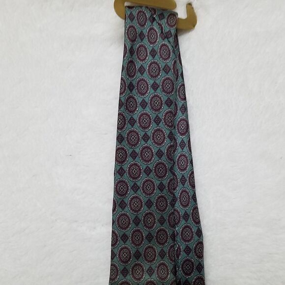 VINTAGE Oscar De La Renta Green Printed Silk Tie - Picture 2 of 6